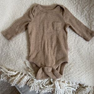 Baby Gap Long Sleeve body suit 0-3mo